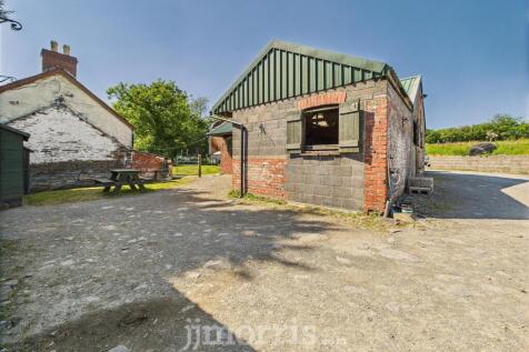 CAM05297G0-PR0050-STILL045.jpg