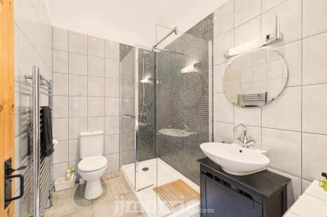 En Suite Showeroom