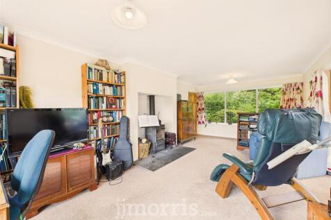 CAM05297G0-PR0055-STILL025.jpg