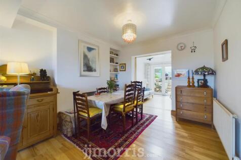 CAM03686G0-PR0158-STILL018.jpg