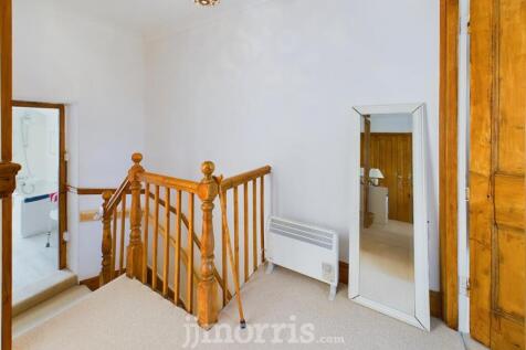 CAM03686G0-PR0158-STILL004.jpg