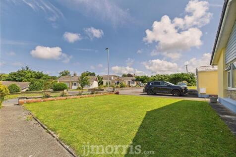 CAM05297G0-PR0058-STILL004.jpg