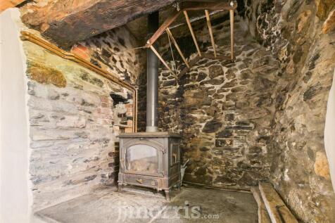 CAM05297G0-PR0063-STILL001.jpg