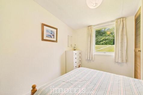 CAM02122G0-PR0334-STILL016.jpg