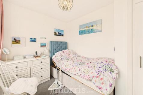 CAM05297G0-PR0065-STILL006.jpg