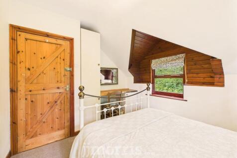Seventh Bedroom