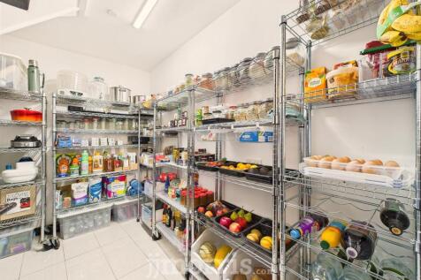 Pantry/Storage