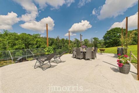 CAM05297G0-PR0066-STILL042.jpg