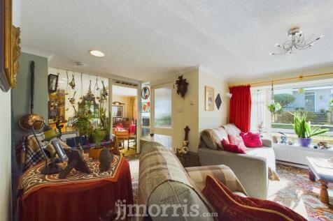 CAM01343G0-PR0231-STILL022.jpg