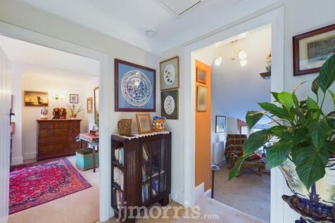 CAM01343G0-PR0231-STILL040.jpg