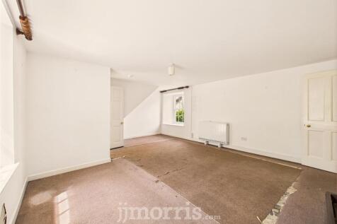 CAM05297G0-PR0077-STILL003.jpg