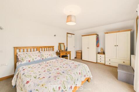 CAM05297G0-PR0091-STILL009.jpg