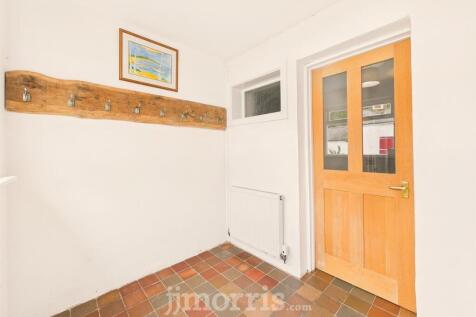 CAM05297G0-PR0092-STILL005.jpg