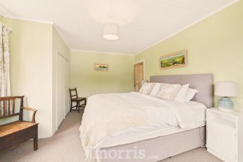 CAM05297G0-PR0092-STILL035.jpg