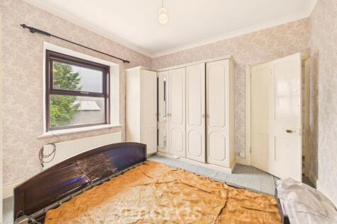 CAM05297G0-PR0097-STILL020.jpg