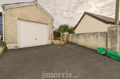CAM05297G0-PR0095-STILL039.jpg