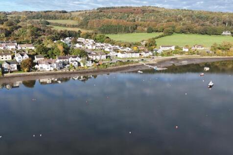 4 Glanteifion Flats, The Moorings St. Dogmaels, Ca