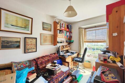 Bedroom 3/Office