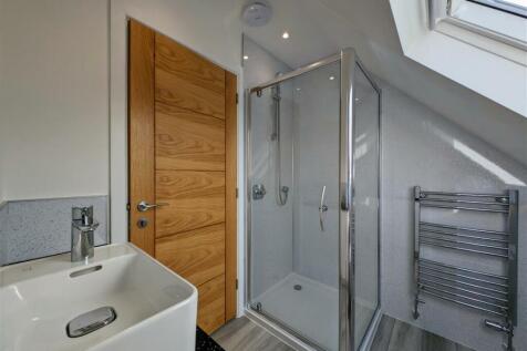 En Suite Shower Room