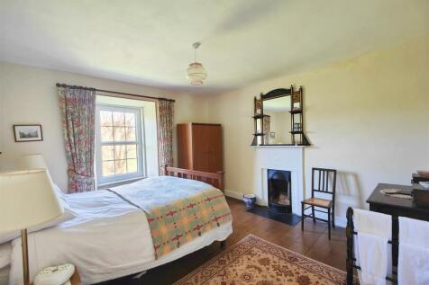 Bedroom 1  (front)