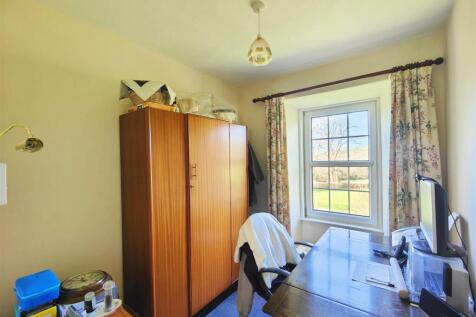 Bedroom 4/Office