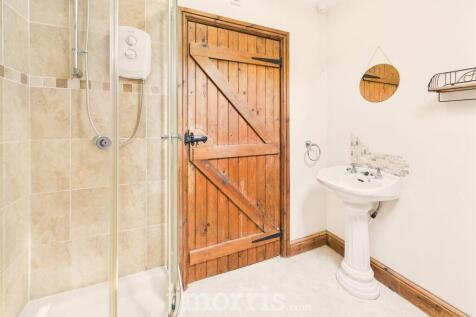En Suite Shower Room