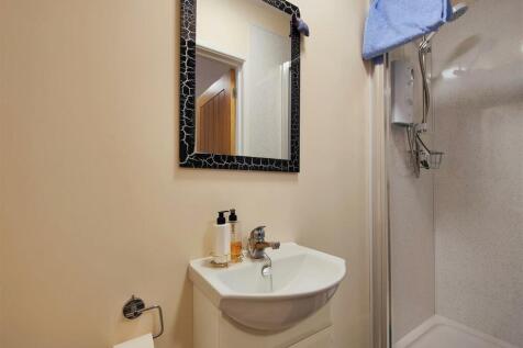 En Suite Shower Room