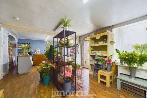 CAM02122G0-PR0144-STILL016.jpg