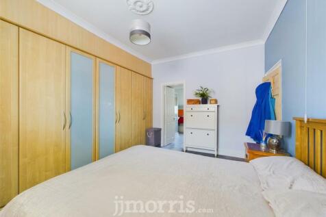 CAM02122G0-PR0144-STILL028.jpg