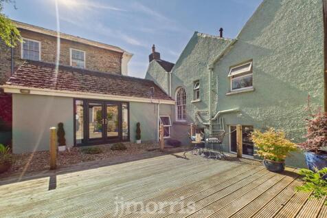 CAM02122G0-PR0364-STILL003.jpg