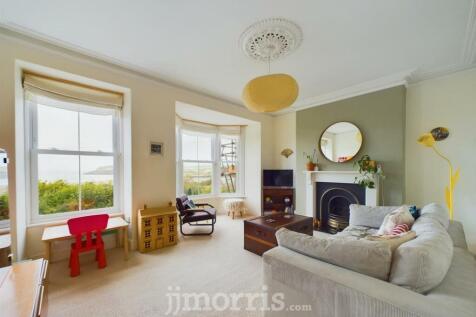 Lounge/Bedroom