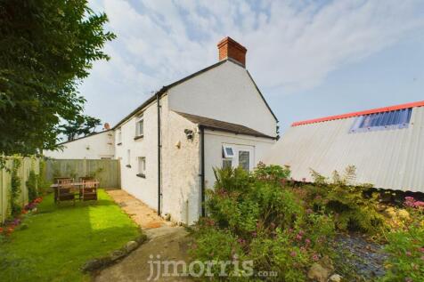CAM02122G0-PR0168-STILL005.jpg