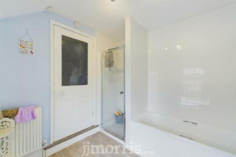 CAM02122G0-PR0184-STILL015.jpg