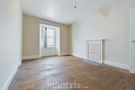 CAM02122G0-PR0186-STILL016.jpg