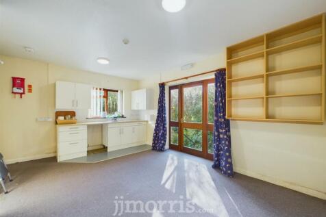 Common/Meeting Room/Kitchen Area