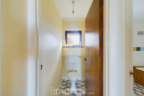 Separate WC