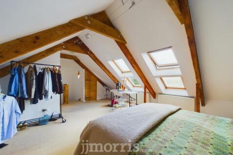 Studio/Loft Room
