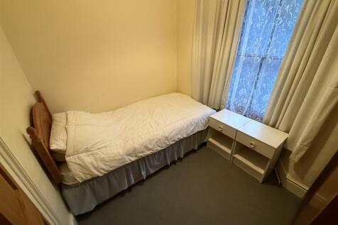 Bedroom 4/Study