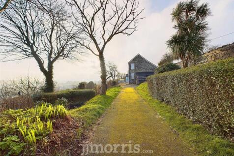 CAM02122G0-PR0209-STILL045.jpg