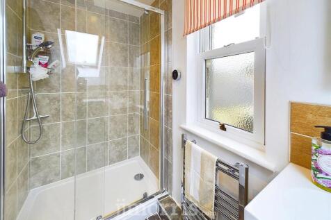 Ensuite Shower Room