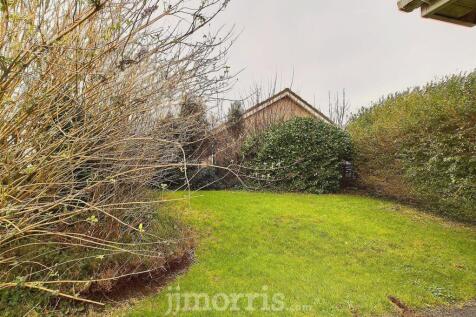 CAM02122G0-PR0214-STILL009.jpg