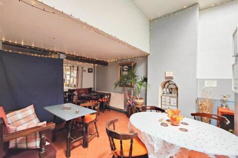 Restaurant/Dining Room