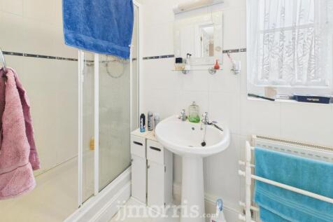 En Suite Shower Room