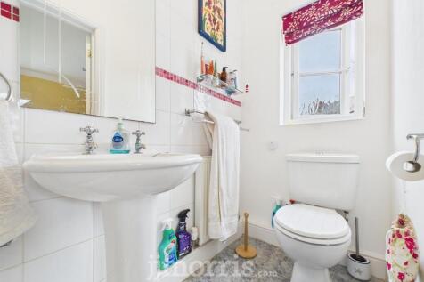 En Suite Shower Room