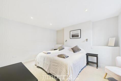 Bedroom 1  (front)