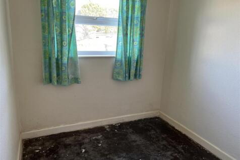 Bedroom 2  (front)