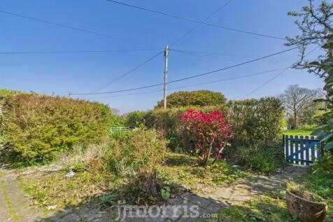 CAM02122G0-PR0282-STILL002.jpg