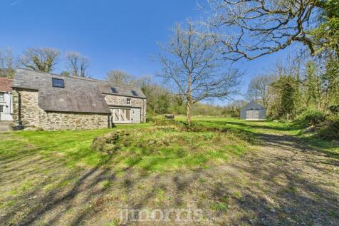 CAM02122G0-PR0277-STILL025.jpg