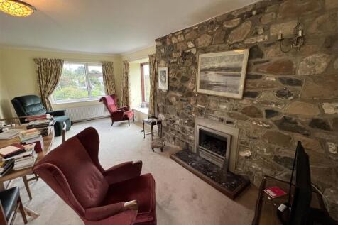 Sitting/Dining Room