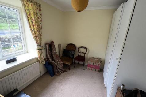 Bedroom 3 (Front)